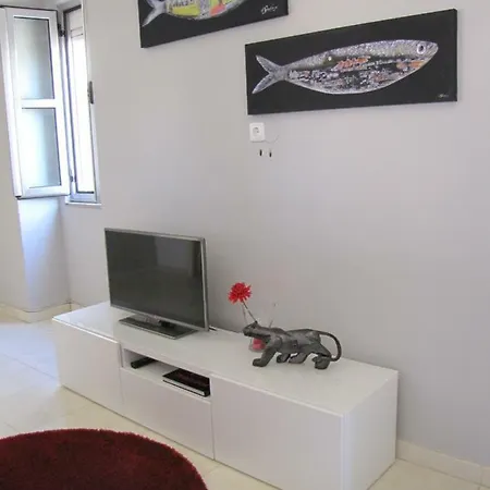 Calme / Alfama Apartamento